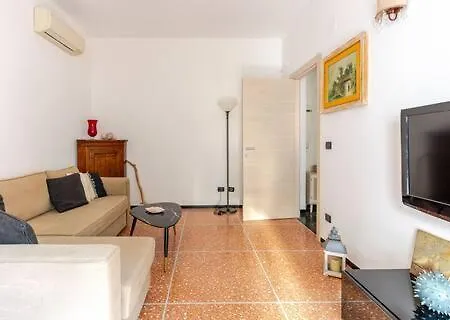 Cozy Walking Distance Sea And Near Golf & Iclass - Italy Flat Vacation Apartmán