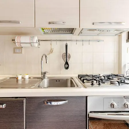 Cozy Walking Distance Sea And Near Golf & Iclass - Italy Flat Vacation Apartmán